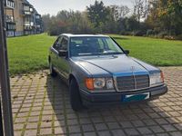 gebraucht Mercedes E230 "Classic Gutachten 2+"