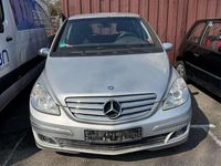 Gebraucht Mercedes B180 109 PS (80 kW) 2005 Grau Van / Kleinbus