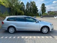 Gebraucht VW Passat 140 PS (102 kW) 2011 Silber Kombi