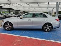 Gebraucht Mercedes C200 Avantgarde 204 PS (150 kW) 2024 Metalliclack hightechsilber Limousine