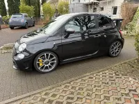 Gebraucht Abarth 695 Turismo 180 PS (132 kW) 2024 Schwarz Kleinwagen