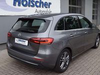 Gebraucht Mercedes B180 136 PS (100 kW) 2019 Mountaingrau Van / Kleinbus