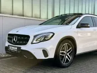 Gebraucht Mercedes GLA180 Urban 122 PS (89 kW) 2019 Weiß SUV