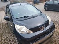 Gebraucht Peugeot 107 68 PS (50 kW) 2010 Schwarz Kleinwagen
