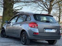 Gebraucht Renault Clio II Dynamique 101 PS (74 kW) 2011 Grau Limousine