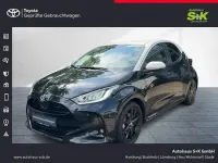 Gebraucht Toyota Yaris Basis 116 PS (85 kW) 2022 Mysticschwarz mica / dach weiss Kleinwagen