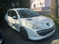 Gebraucht Peugeot 206+ 73 PS (53 kW) 2011 Weiß Kleinwagen