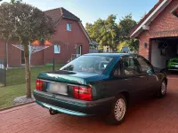 Gebraucht Opel Vectra 75 PS (55 kW) 1995 Grün Limousine