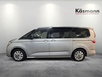 Gebraucht VW Multivan Basis 150 PS (110 kW) 2022 Reflexsilber metallic Van