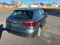 Gebraucht Audi A3 Ambition 125 PS (91 kW) 2012 Grau Kleinwagen