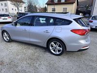 Gebraucht Ford Focus Titanium 150 PS (110 kW) 2019 Polarsilber metallic Kombi