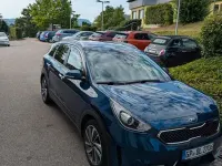 Gebraucht Kia Niro Spirit 141 PS (103 kW) 2017 Blau SUV