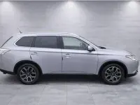 Gebraucht Mitsubishi Outlander 150 PS (110 kW) 2015 SUV
