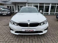 Gebraucht BMW 320 Advantage 190 PS (139 kW) 2020 Weiß Limousine