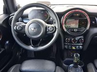 Gebraucht Mini Cooper SE 135 kW (184 PS) 2020 Midnight black metallic Kleinwagen