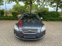 Gebraucht Kia Ceed LX 126 PS (92 kW) 2009 Grau Kleinwagen