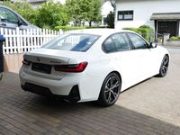 Gebraucht BMW M340 Performance 340 PS (250 kW) 2023 Alpinweiß 3 Limousine
