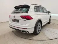 Gebraucht VW Tiguan R-line 190 PS (139 kW) 2022 Pure white SUV