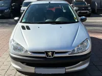 Gebraucht Peugeot 206 60 PS (44 kW) 2005 Silber Limousine
