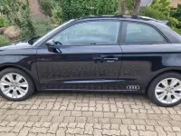 Gebraucht Audi A1 Attraction 86 PS (63 kW) 2012 Schwarz Kleinwagen
