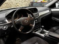 Gebraucht Mercedes E220 170 PS (125 kW) 2010 Schwarz Kombi