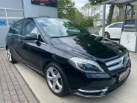 Gebraucht Mercedes B180 Sport 122 PS (89 kW) 2014 Schwarz Van / Kleinbus