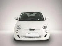 Gebraucht Fiat 500e 86 kW (118 PS) 2023 Manufacturer Limousine