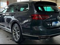 Gebraucht VW Passat R-line 150 PS (110 kW) 2018 Grau Kombi