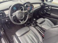 Second-hand Mini ONE 102 CP (75 kW) 2021 Negru Hatchback