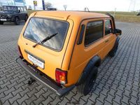 Gebraucht Lada niva 83 PS (61 kW) 2022 Raptor orange SUV