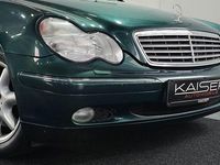 Gebraucht Mercedes C320 218 PS (160 kW) 2000 Grün Limousine