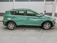 Neu Hyundai Bayon Life 90 PS (66 kW) 2026 Mangrove green mg2 SUV