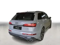 Gebraucht Audi SQ7 Competition 507 PS (372 kW) 2023 Nardograu SUV