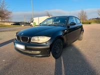 Gebraucht BMW 116 122 PS (89 kW) 2009 Schwarz Kleinwagen