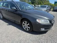 Gebraucht Volvo V70 Kinetic 181 PS (133 kW) 2015 Grau Kombi