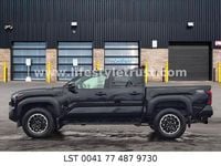 Gebraucht Toyota Tacoma T1 277 PS (203 kW) 2024 Schwarz Abholung