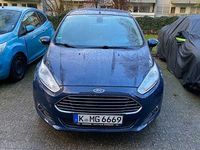 Gebraucht Ford Fiesta Titanium 101 PS (74 kW) 2014 Blau Kleinwagen