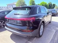 Gebraucht Audi e-tron 230 kW (313 PS) 2021 Brillantschwarz SUV