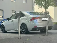Gebraucht Lexus IS300 Sport Line 223 PS (164 kW) 2019 Silber Limousine
