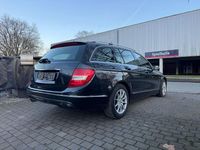 Gebraucht Mercedes C180 156 PS (114 kW) 2011 Schwarz Kombi