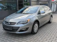Gebraucht Opel Astra 140 PS (102 kW) 2015 Silber Kombi