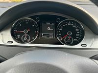 Gebraucht VW Passat 177 PS (130 kW) 2014 Blau Kombi