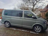 Second-hand VW Multivan Highline 179 CP (131 kW) 2010 Verde Monovolum
