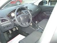 Gebraucht Renault Mégane III 110 PS (80 kW) 2014 Weiß Kleinwagen