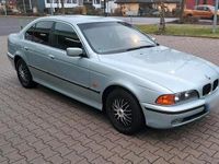 Gebraucht BMW 520 150 PS (110 kW) 1997 Silber Limousine