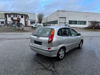 Gebraucht Nissan Almera Acenta 136 PS (100 kW) 2003 Silber Limousine