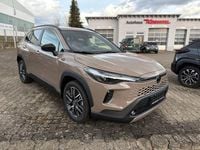 Neu Toyota Corolla Cross 179 PS (131 kW) 2026 4z2 mud bath beige SUV