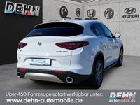 Gebraucht Alfa Romeo Stelvio Super 209 PS (153 kW) 2018 Colore esterno (bianco alfa, u SUV
