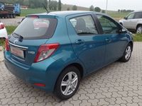 Gebraucht Toyota Yaris Life 69 PS (50 kW) 2012 Blau metallic Kleinwagen