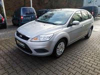 Gebraucht Ford Focus Style 90 PS (66 kW) 2009 Polarsilber metallic Limousine